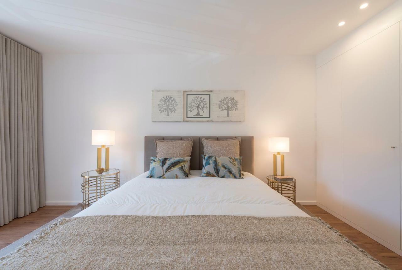 Lovelystay - Downtown Balcony Apartment With Free Parking Porto Exterior foto